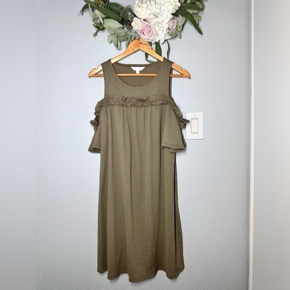 Lauren Conrad‎ Olive Green Off Shoulder Dress Size M - Picture 6 of 12